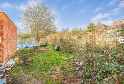 Freehold land for sale in Wimbledon