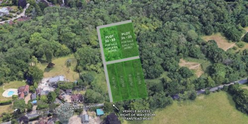 Strategic plot for sale in Caterham