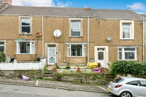 Middle terraced house for sale in Swansea