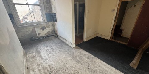 Freehold terrace for sale in Blackpool