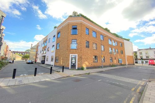 Ground floor commercial unit for sale in Brentford