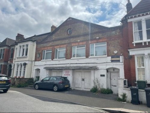 Investment opportunity for sale or to let in Clapham