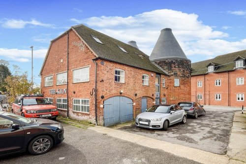 Detached character offices for sale in Farnham