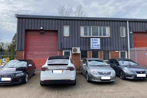 Warehouse / industrial unit for sale or to let in Uxbridge