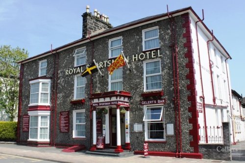 Landmark hotel for sale in Porthmadog