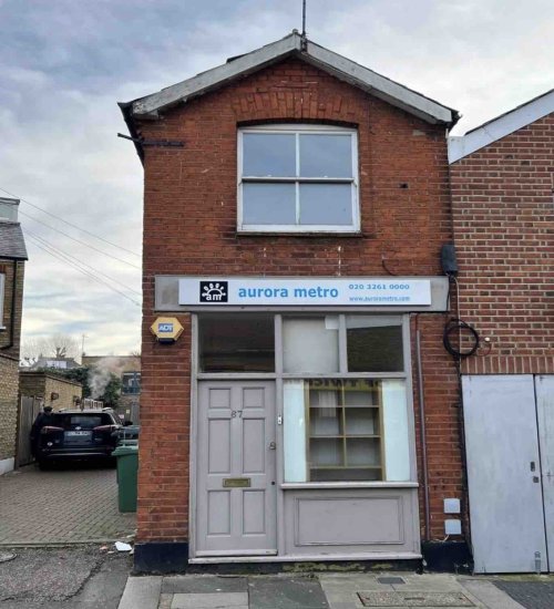 Freehold office building for sale in Twickenham