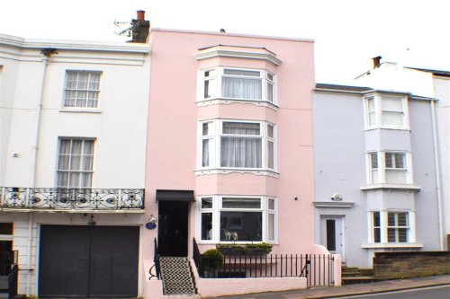 Guest House for sale in Brighton