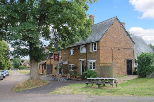 Public house for sale in Banbury