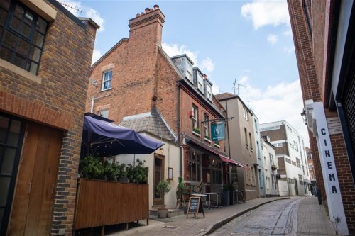 Bar & restaurant for sale in Richmond-Upon-Thames