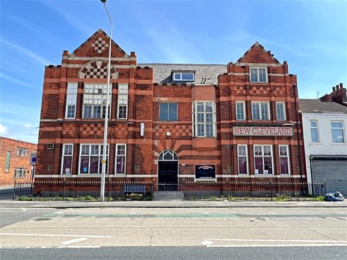 Large public house for sale in Hull