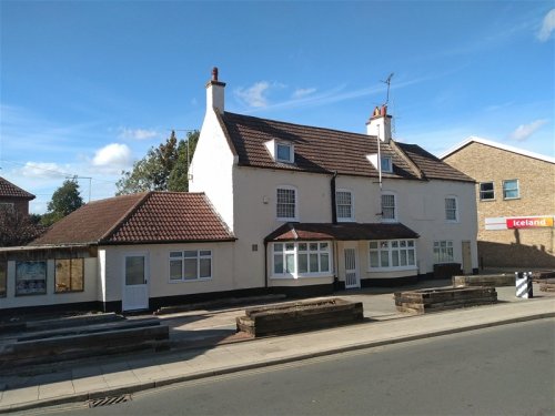 Detached public house & restaurant for sale in March