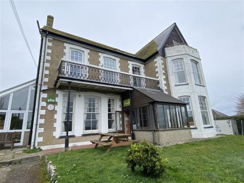 Youth hostel for sale in Helston