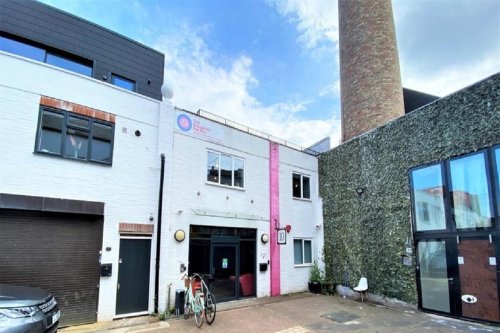 Office for sale in Acton