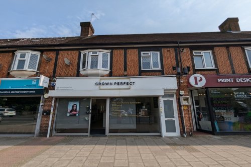 Mixed use building for sale in Worcester Park