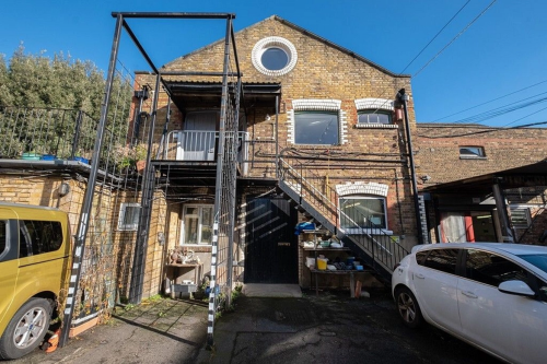 Industrial unit for sale in Archway