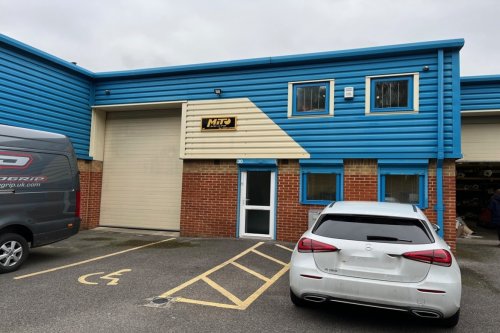 Mid-terrace industrial unit for sale in Poole