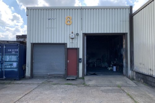 Industrial unit for sale in Belvedere