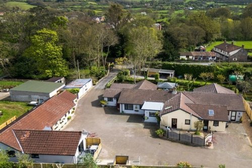 Holiday let apartments for sale in Cheddar