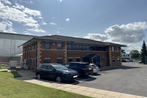 Detached two storey office unit for sale or to let in Yeovil