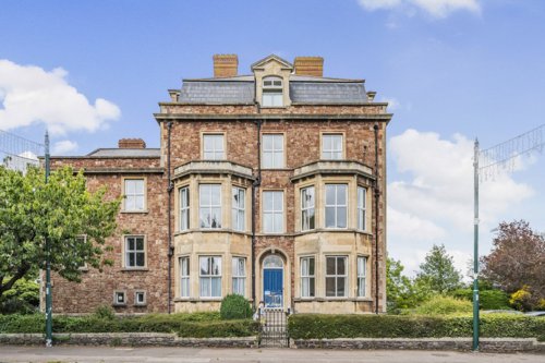 7 well appointed flats for sale in Minehead